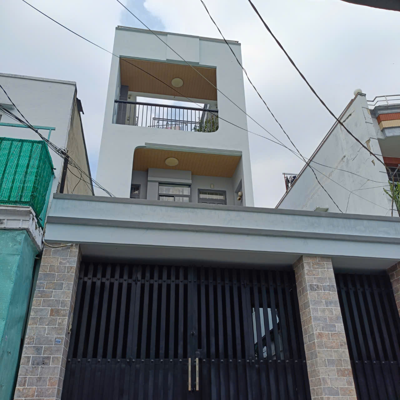 Bán Nhà Riêng,Tỉnh Lộ 10,Bình Trị Đông,Bình Tân(110m2-5,5x20x4 Tầng) 7,5 Tỷ,Cách 5 Căn Ra Mặt Tiền