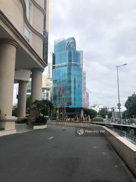 Giảm 15 tỷ bán gấp tòa nhà hầm 10 tầng Nguyễn Xí Quận Bình Thạnh (10x55) 490m2 giá: 55 tỷ tin thật 100%