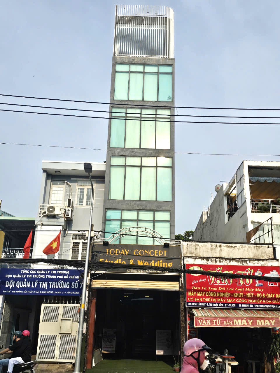 BÁN TÒA NHÀ VP 6 TẦNG + HẦM, MẶT TIỀN HUỲNH TẤN PHÁT, TÂN THUẬN ĐÔNG, Q .7, DOANH THU 150 TR – GÍA 30 TỶ