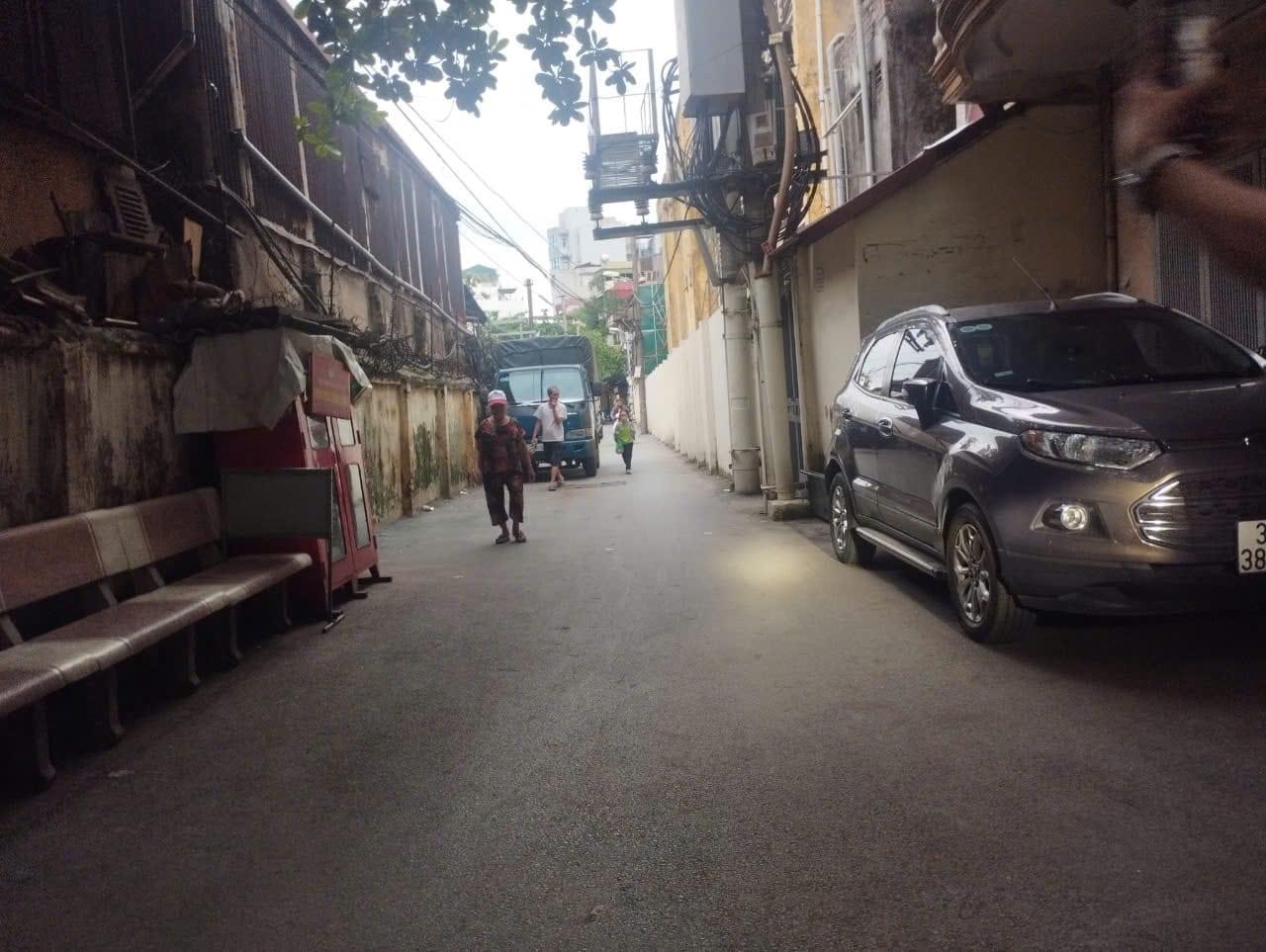 BÁN NHÀ MINH KHAI HAI BÀ TRƯNG SÁT TIMES CITY - 45M 5T MT 3.2M - 20M RA OTO TRÁNH THANG MÁY 6 PHÒNG NGỦ KHÉP KÍN