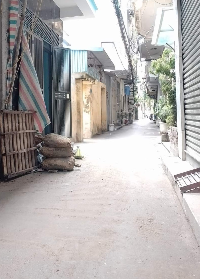 NHÀ MẶT NGÕ ÔTÔ QUA. MỸ ĐÌNH. 45M. 6TẦNG. THANG MÁY. MT 4.3M. 11.5 TỶ. ĐANG CẦN BÁN.