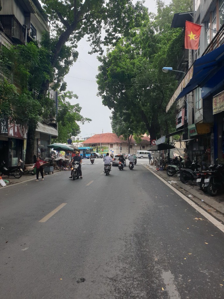 (HIẾM) (Giảm thêm 4 tỷ) Bán NHANH nhà KINH DOANH mặt phố Phan Đình Phùng - Ba Đình, 42m2, 42 tỷ