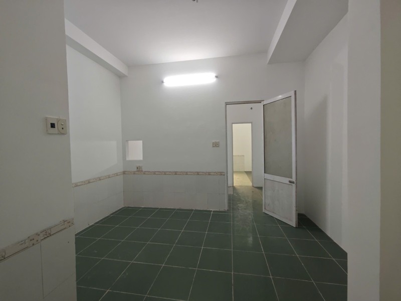 ♣ Kiệt Ô tô 5m Hải Hồ gần Chợ Đống Đa, sát Đường chính, 64m2, 3 tầng cứng, Kinh Doanh, Hơn 4 tỷ