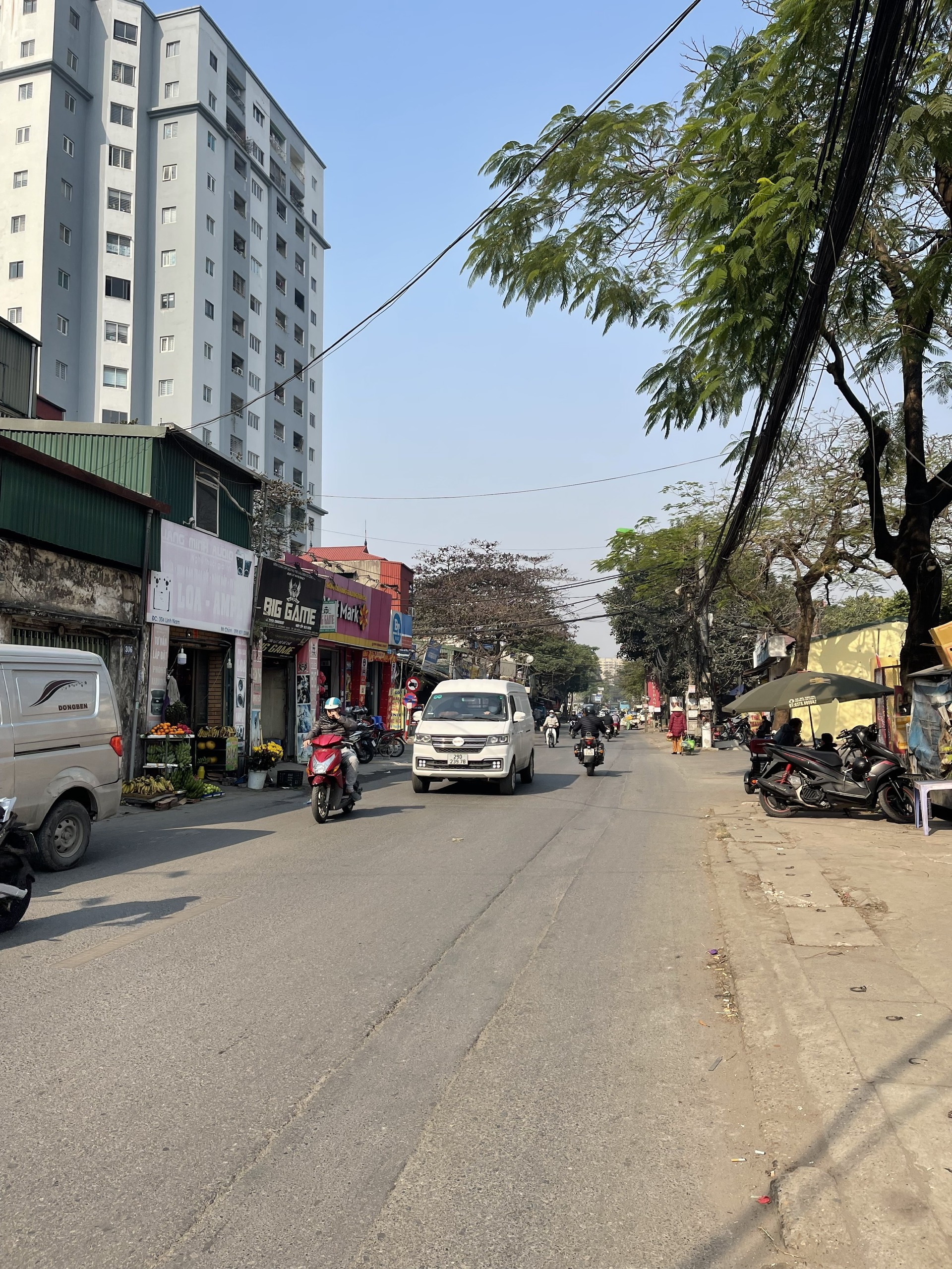 Bán nhà phố Lĩnh Nam - Hoàng Mai, Ô TÔ, VỈA HÈ, gần phố, 76m2 x 5 tầng, mặt tiền rộng 6.2m, 14.7 tỷ