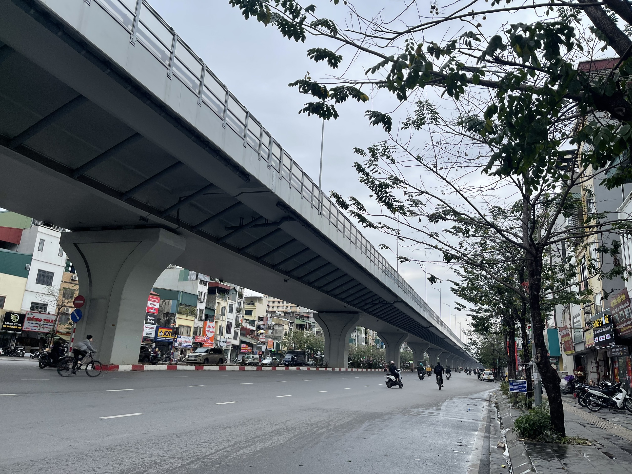 Bán nhà kinh doanh mặt phố Minh Khai - Hai Bà Trưng, LÔ GÓC, 1 MẶT PHỐ 1 MẶT NGÕ Ô TÔ, 172m2, mặt tiền rộng 6m, 56 tỷ