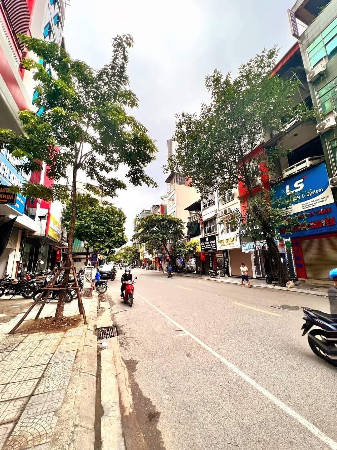 Bán nhà Kinh Doanh mặt phố PHỐ VỌNG, SẦM UẤT, 50m2 x 7 tầng, mặt tiền rộng 6.2m, 23 tỷ