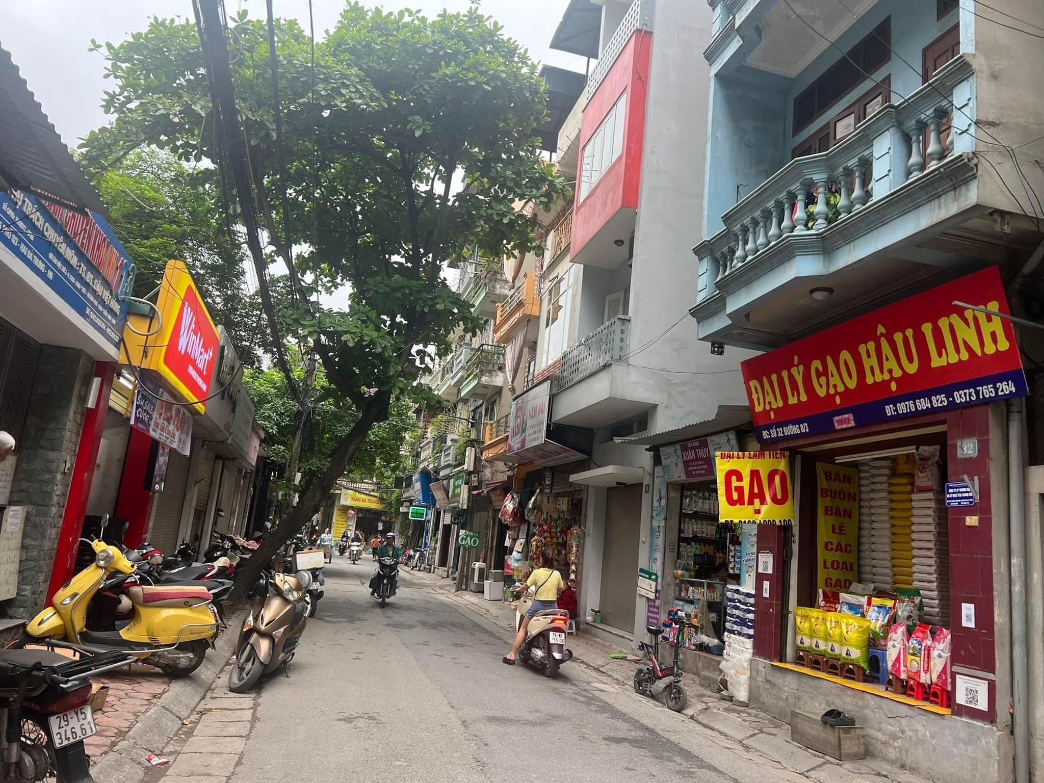 Bán nhà phố 8/3 - Hai Bà Trưng, Ô TÔ, LÔ GÓC, hơn 1.2 tỷ/năm, 110m2 x 7 tầng thang máy, 26 tỷ