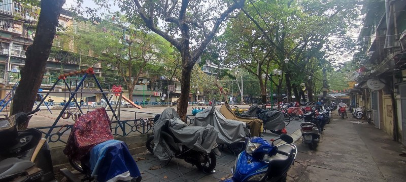 Bán nhà Tập thể Nghĩa Tân, Cầu Giấy. 17/45m2; Tầng 1-KD; MT 3.7m; Giá 3.5 tỷ KINH DOANH