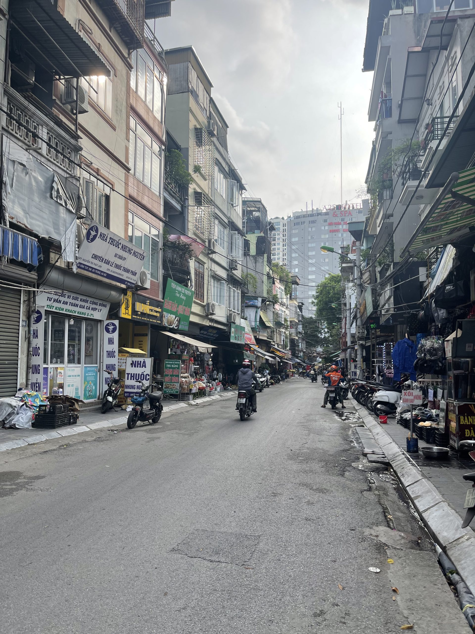 Bán nhà phố VĨNH TUY - Hai Bà Trưng, PHÂN LÔ - Ô TÔ, 66m2, mặt tiền rộng, 17.5 tỷ