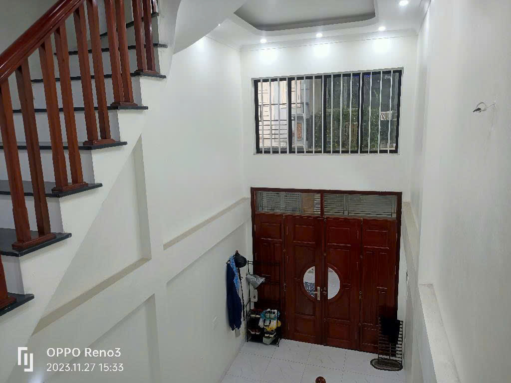 Nhà Đẹp Ngọc Thụy 40m² 6 Tầng ⭐ Vị trí: Hai mặt ngõ ô tô tránh, khu dân trí cao, yên tĩnh, chỉ 500m ra khu ĐT Khai Sơn.