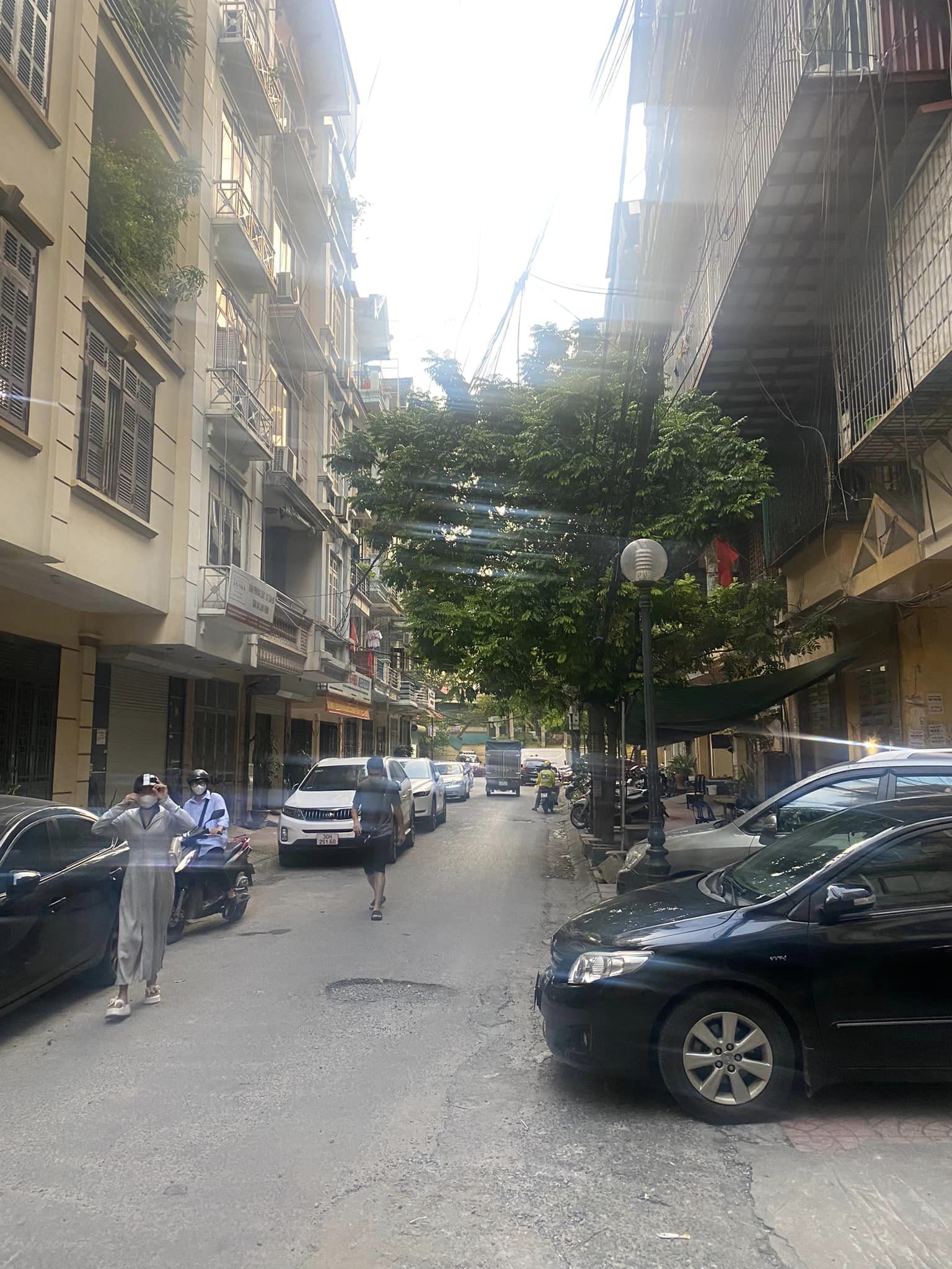 BÁN NHÀ NGUYỄN KHÁNH TOÀN – NHÀ ĐẸP Ở LUÔN QUẬN CẦU GIẤY – 10M RA Ô TÔ TRÁNH – 2 THOÁNG TRƯỚC SAU NỞ HẬU – TẶNG FULL