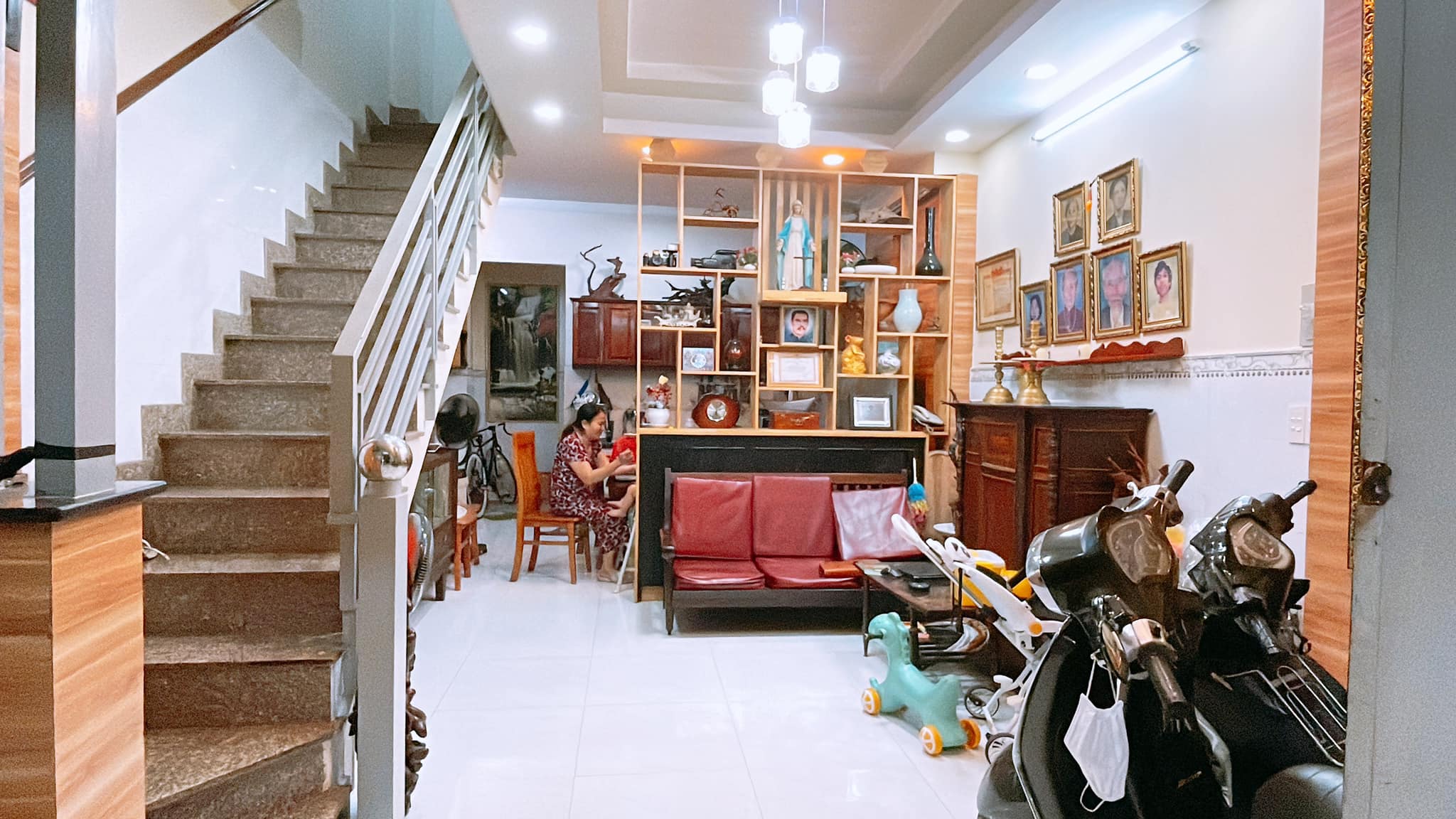 HẺM XE TẢI THÔNG SÁT MẶT TIỀN TÂN KỲ TÂN QUÝ - GẦN AEON MALL TÂN PHÚ - 42M2 - 4 TẦNG 4PN GIÁ 4.1 TỶ