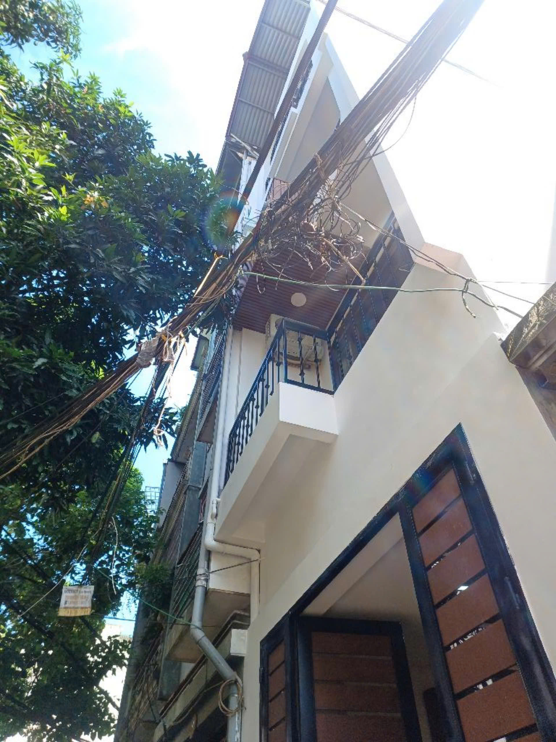 NHANH CÒN KỊP! LUÔN VÀ NGAY ĐANG BÁN NHÀ MẶT NGÕ LÊ TRỌNG TẤN, Ô TÔ ĐỖ CỬA VÀO NHÀ, KD. DT 42M 4 Tầng. SĐCC hơn 7 tỷ