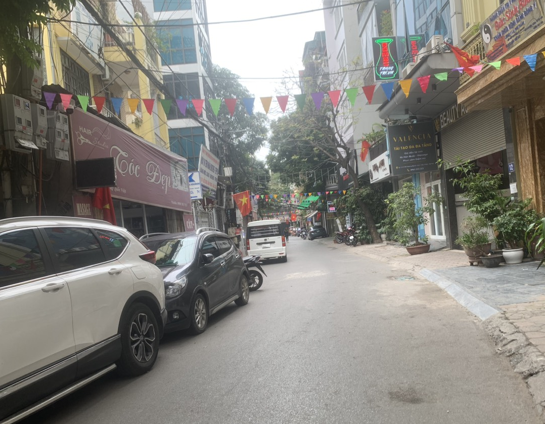 Bán nhà Thụy Khuê , Tây Hồ, Hà Nội, Ôtô, KD 39m, 11,6tỷ . 0979353468