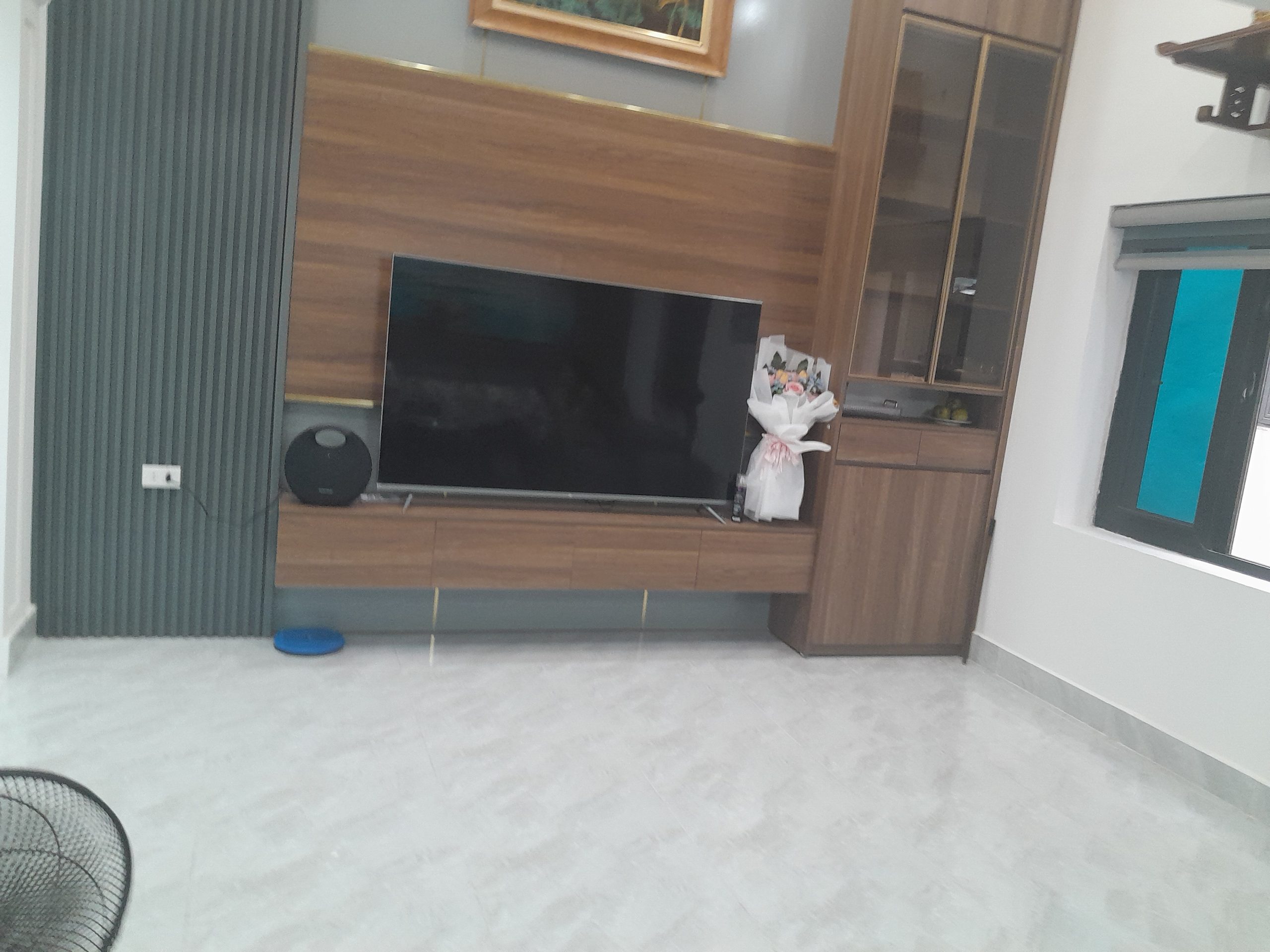 Bán nhà quận Hoàn Kiếm, tầng 2 biệt thự Pháp Cổ, 100m2, 3 phòng ngủ, đẹp, sang trọng.