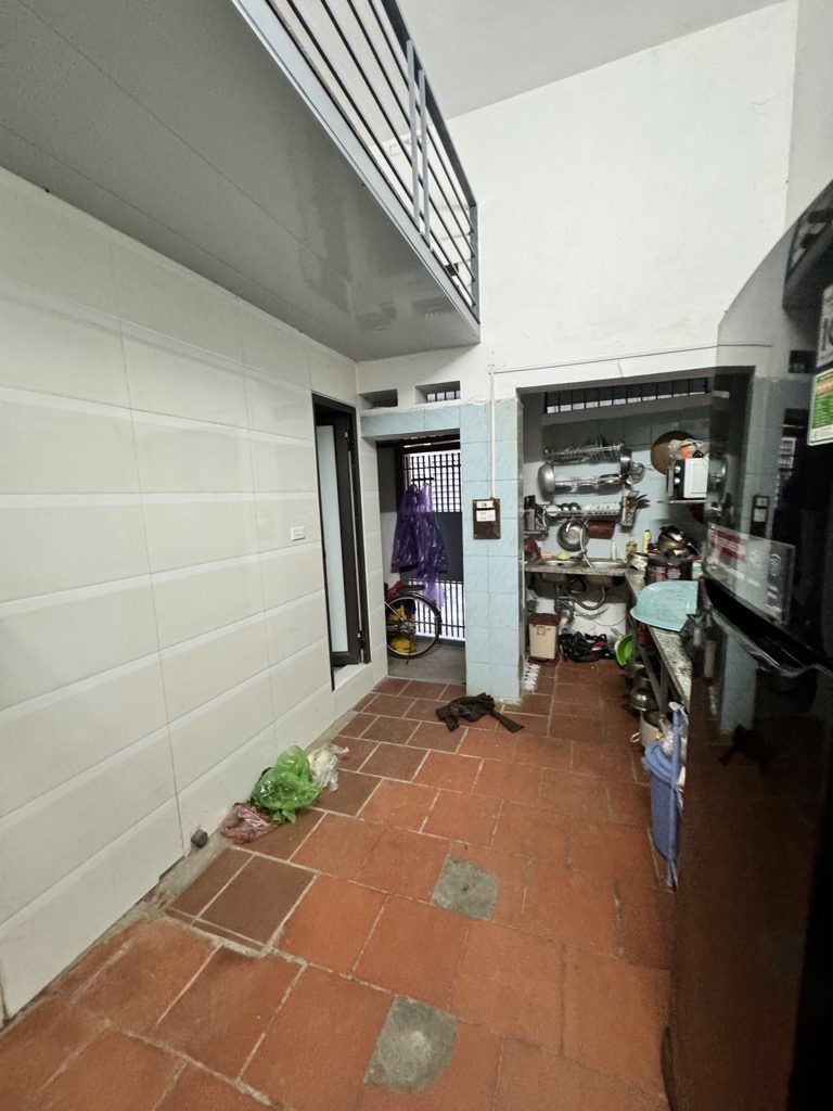 NHÀ MẶT PHỐ NGUYỄN VĂN CỪ 67M2, MT RỘNG, VỈA HÈ KINH DOANH, 2 MẶT THOÁNG