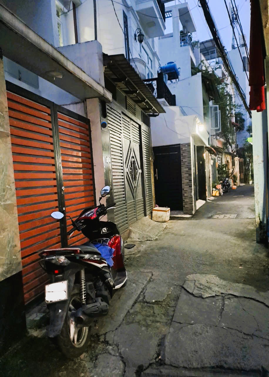 BÁN NHÀ TRẦN VǍN QUANG - P10 - TB - 57M2 -3TẦNG - NGANG 6M - CHỈ 6.35 TỶ