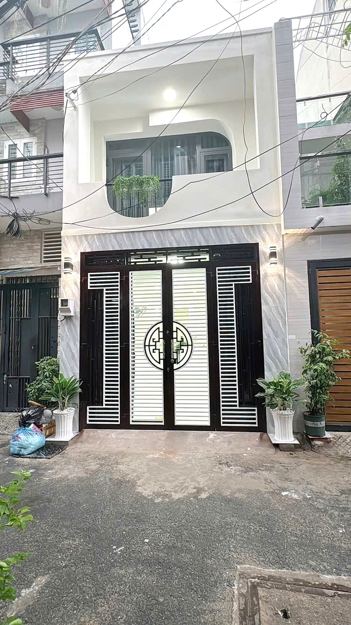 Bán nhà mới Tân Bình - Phường 5- CMT8 - oto trước nhà 7.2 tỷ