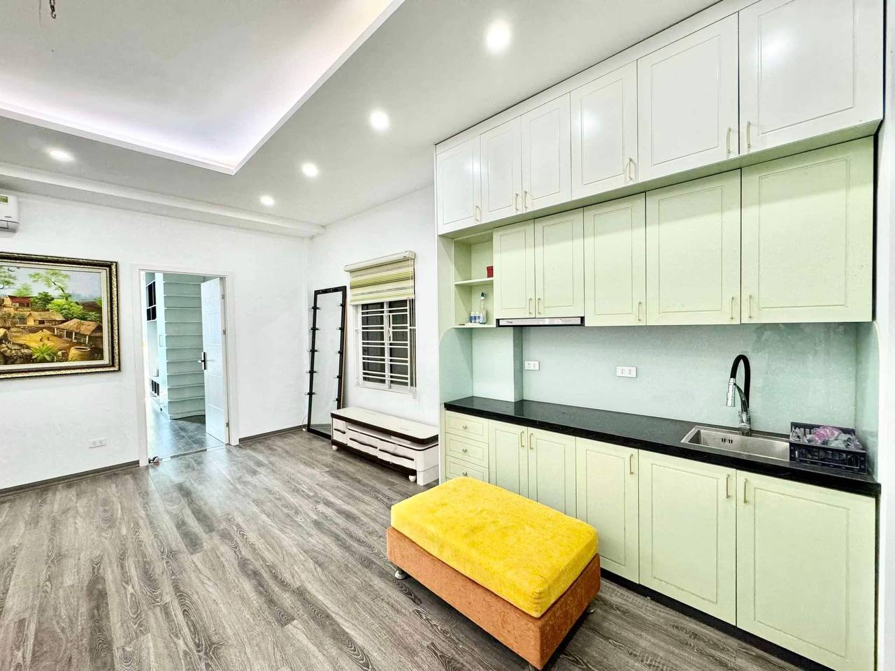 Khai trương Toà Căn Hộ mới cứng ở 21X mặt hồ Văn Chương quận Đống Đa 1 khách 1 ngủ rộng full nội thất