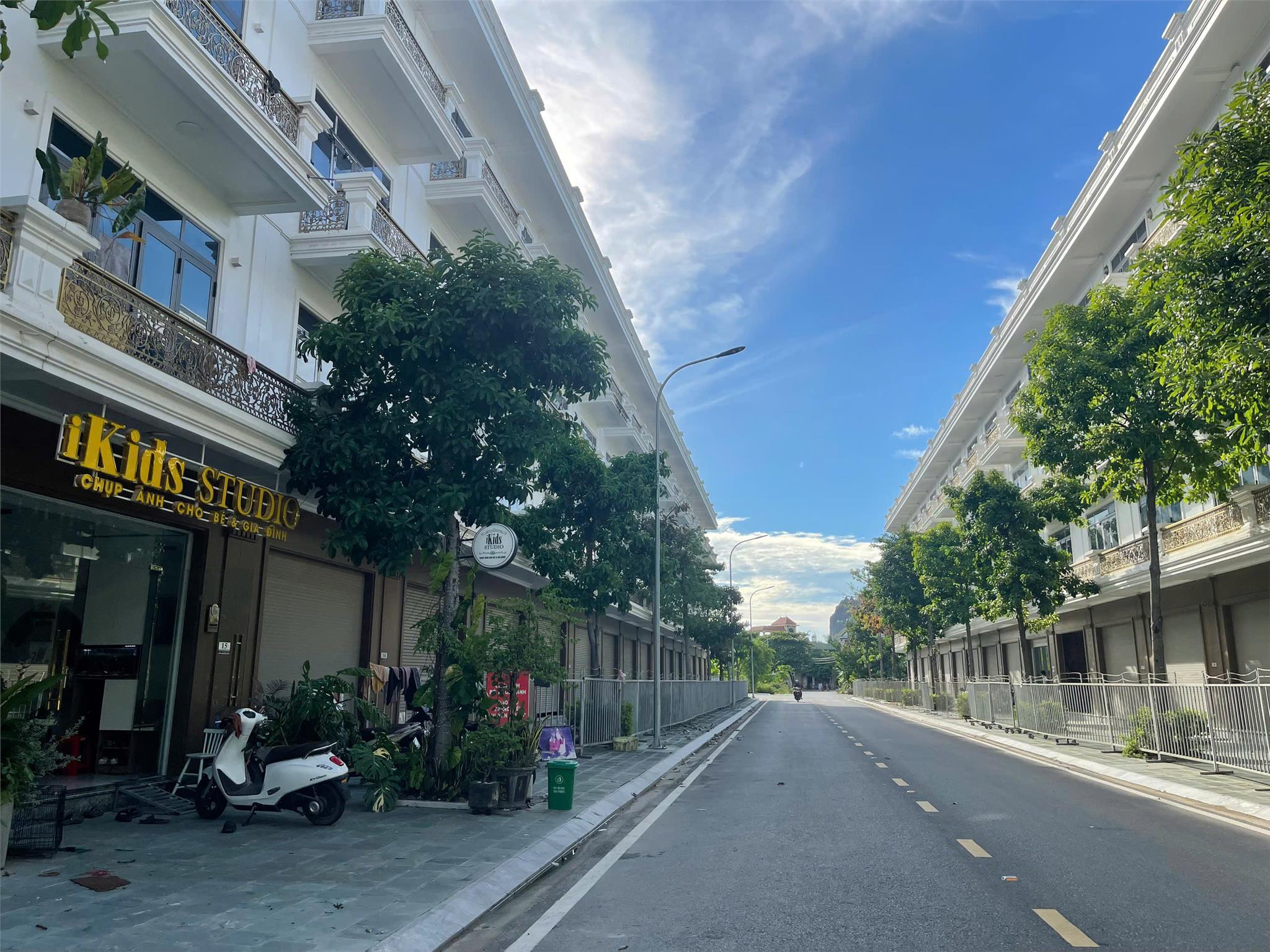 NHÀ MỚI XÂY, 4 TẦNG. TP.THANH HÓA. SANG TÊN SỔ NGAY. CĐT: 0966 343 969