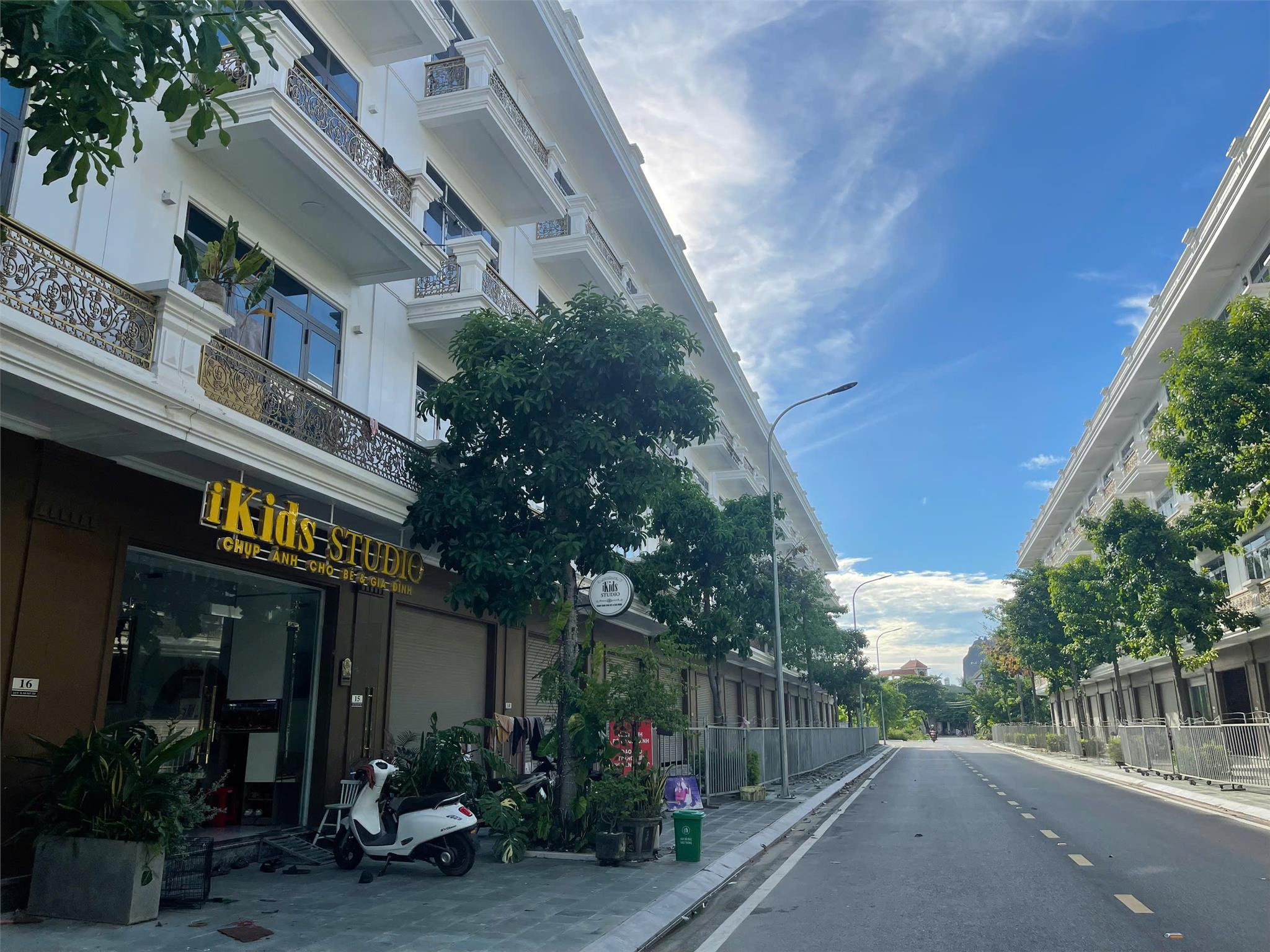 NHÀ MỚI XÂY, 4 TẦNG. TP.THANH HÓA. SANG TÊN SỔ NGAY. CĐT: 0966 343 969