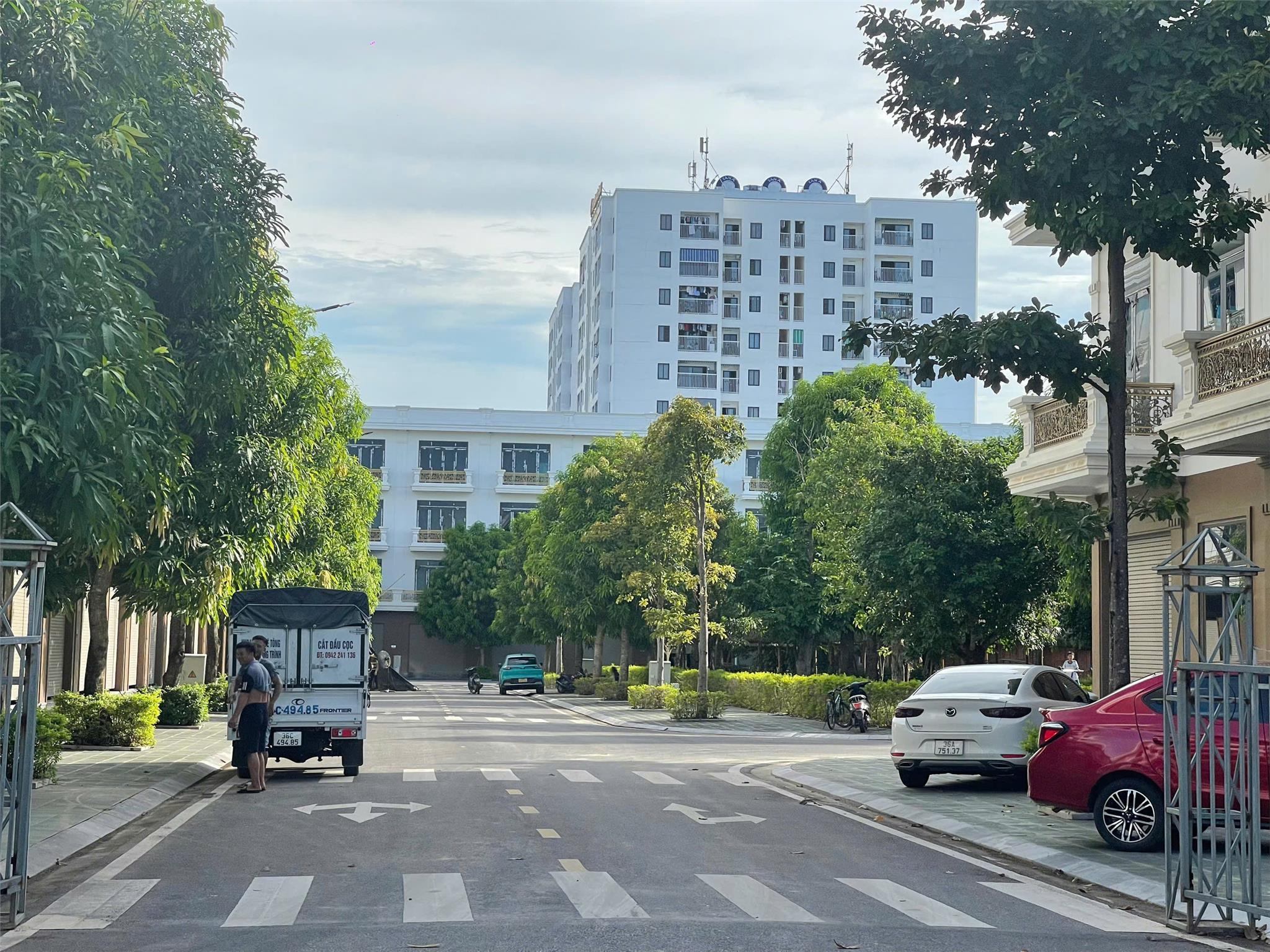 TRUNG TÂM TP.THANH HÓA. 3.2 TỶ BAO SỔ. NHÀ MỚI 4 TẦNG. KĐT XUÂN HƯNG. CĐT: 0966 343 969