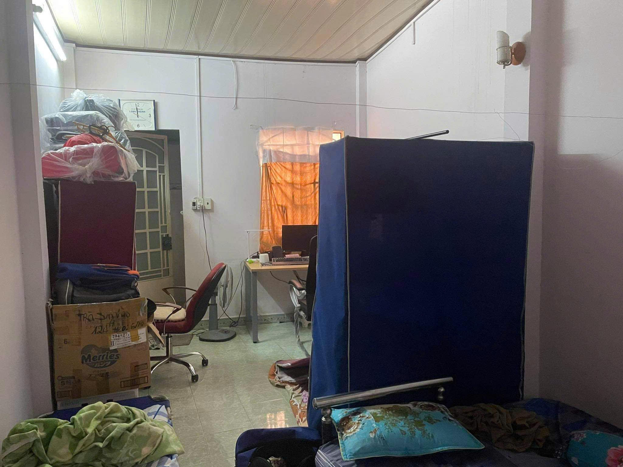 CHÍNH CHỦ CẦN Bán căn nhà tại Đường Tôn Đản, Phường 8, Quận 4, Hồ Chí Minh