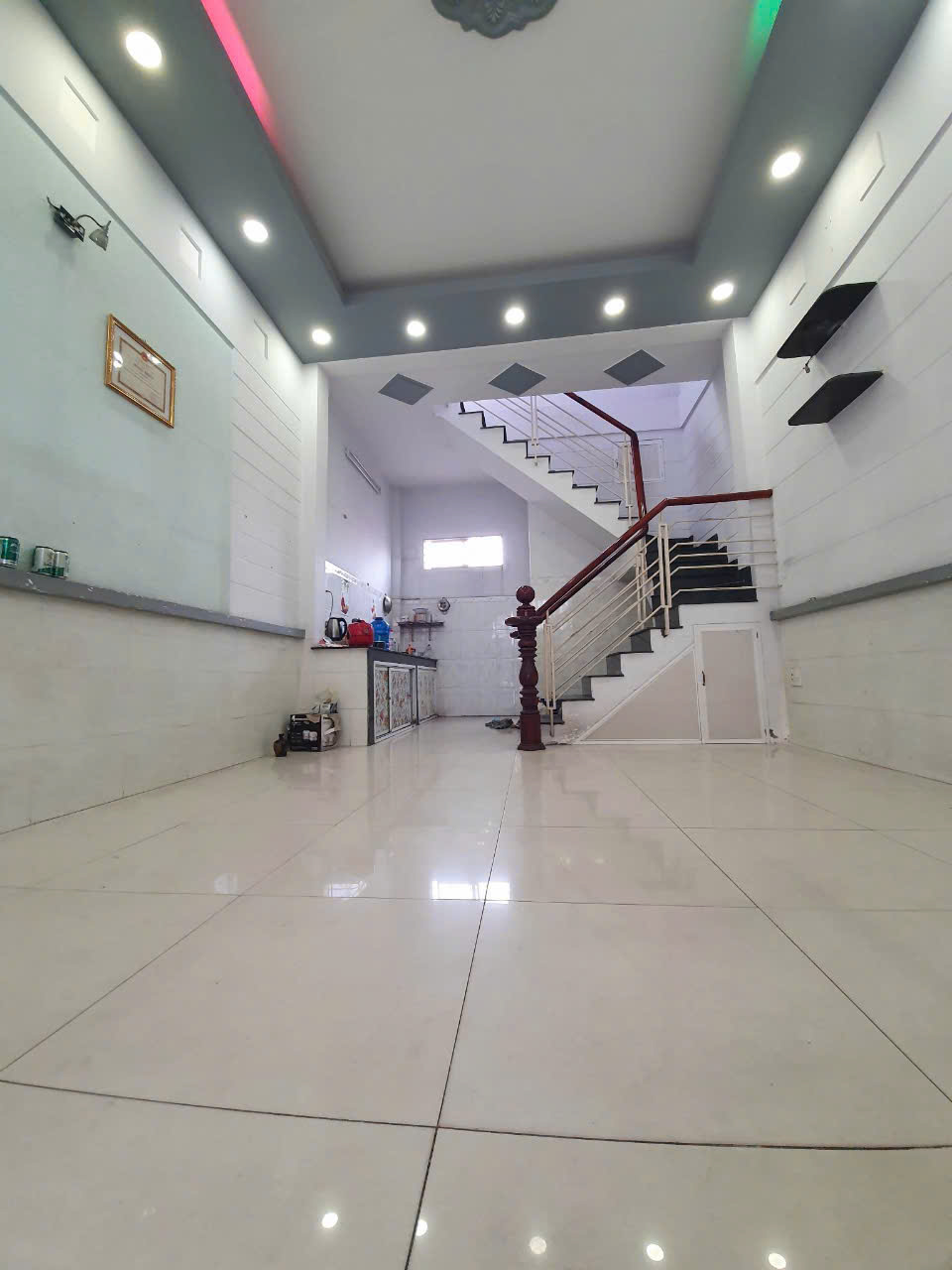 NHÀ NGỘP BÁN GẤP - SỔ VUÔNG A4 - 2 TẦNG LÊ VĂN KHƯƠNG HIỆP THÀNH Q12