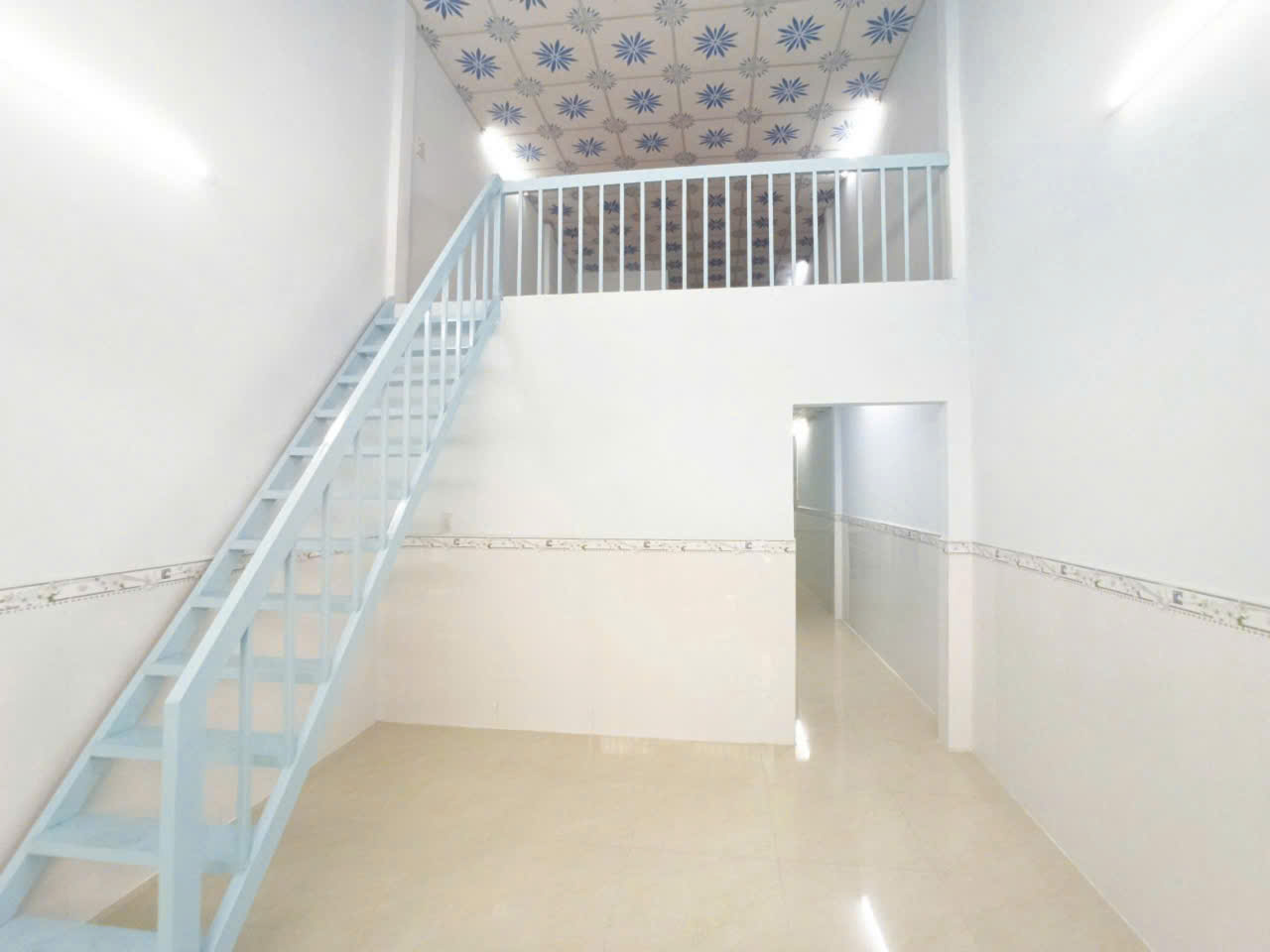 227CHO THUÊ Nhà mới xây . Hẻm gần trung tâm thương mại Cái Khế GIÁ CHỈ: 4,5 triệu/tháng