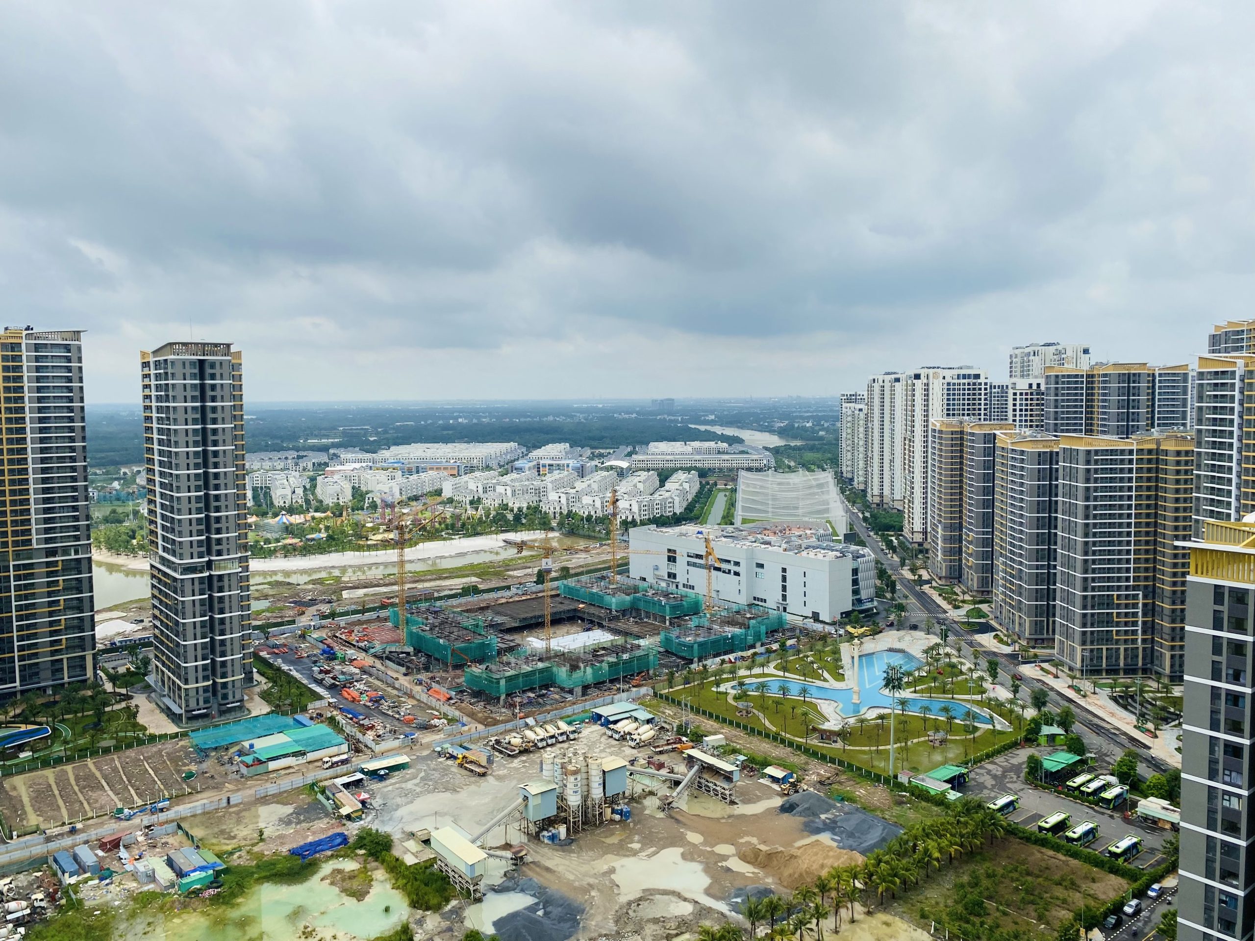 Tại sao nên mua căn hộ Vinhomes Grand Park Quận 9 vào thời điểm này ?