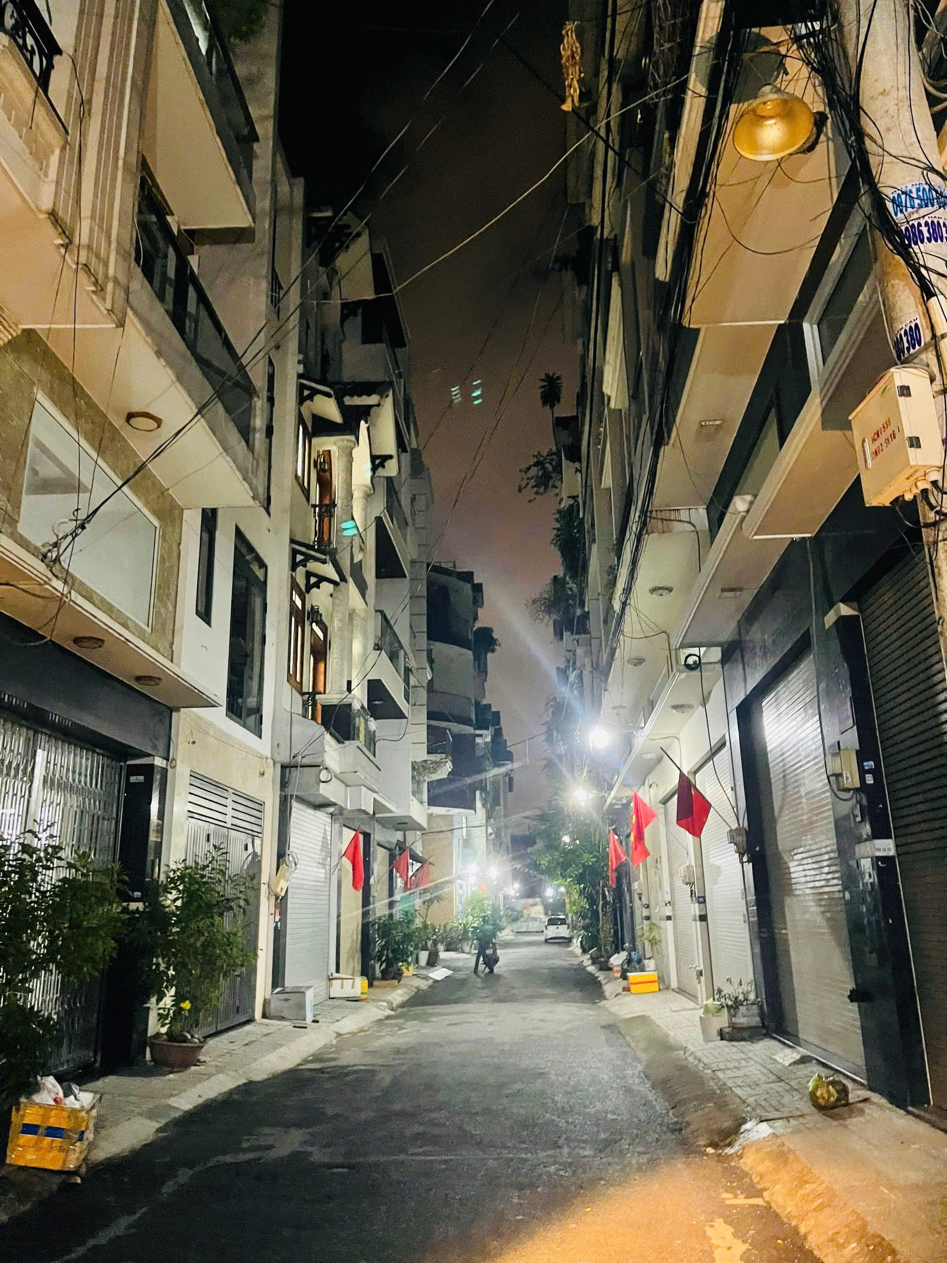 BÁN NHÀ HẺM NHƯ MẶT TIỀN, HXH THÔNG, 1/ HUỲNH VĂN NGHỆ, DÀI 13M, TIỆN XÂY SIÊU PHẨM GIÁ CHÀO CHỈ 4 TỶ 3 CÒN TL