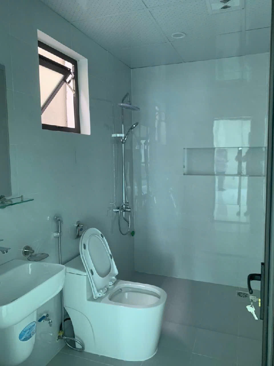 Bán nhà Lai Xá 36m2 5T 2 thoáng , ngõ thông , sát ô tô giá nhỉnh 4 tỷ