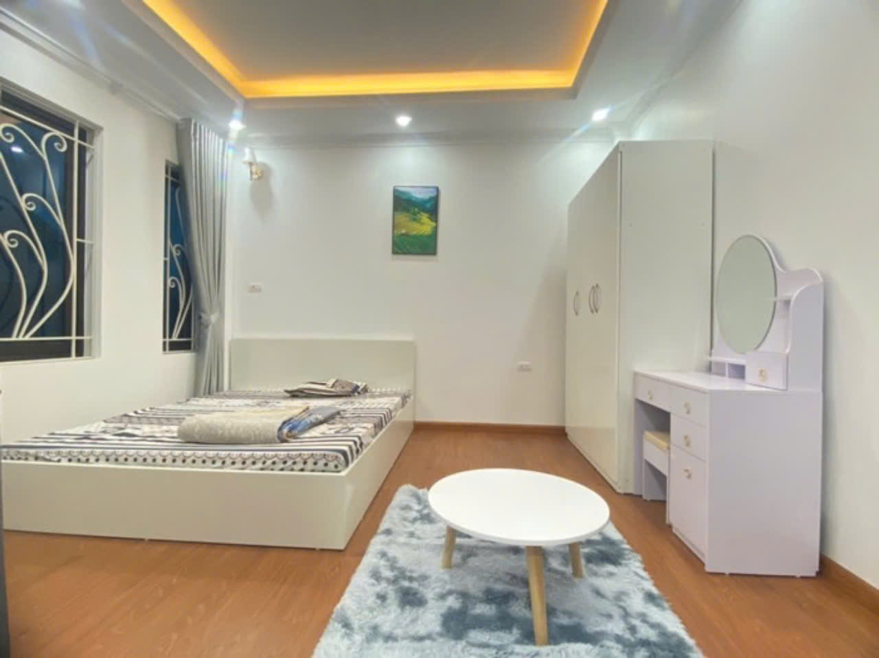 BÁN NHÀ ĐẸP MINH KHAI -MỚI TINH - NGẬP TRÀN TIỆN ÍCH -SIÊU THOÁNG Minh Khai 40 M2 x 5 Tầng ,nhỉnh 5.39 tỷ