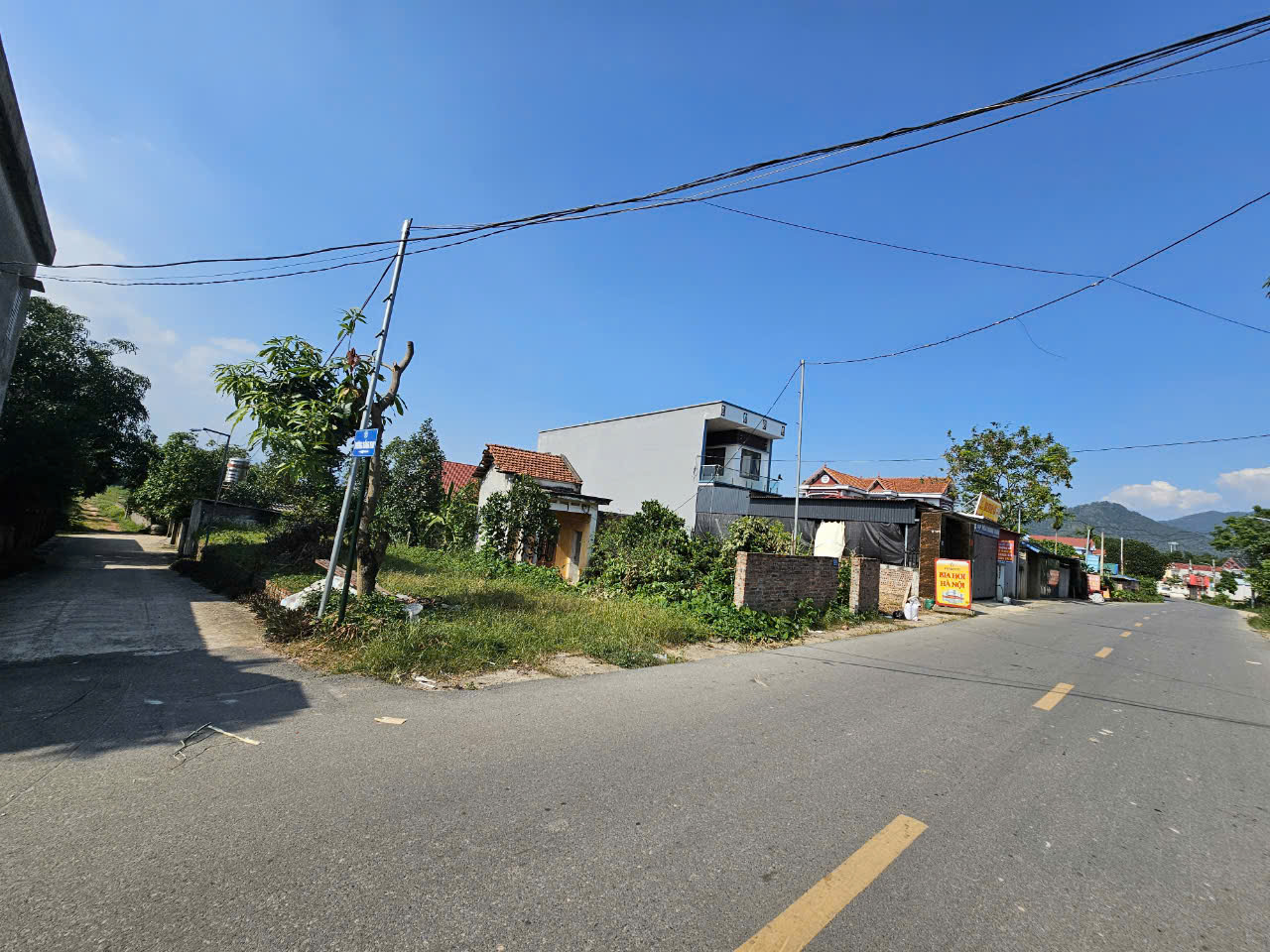 Bán đất thổ cư phân lô nhỏ dt 60-100m, đất làm nhà vườn nghỉ dưỡng ở khu du lịch hồ Đồng Đò, Minh trí, Sóc Sơn, HN.