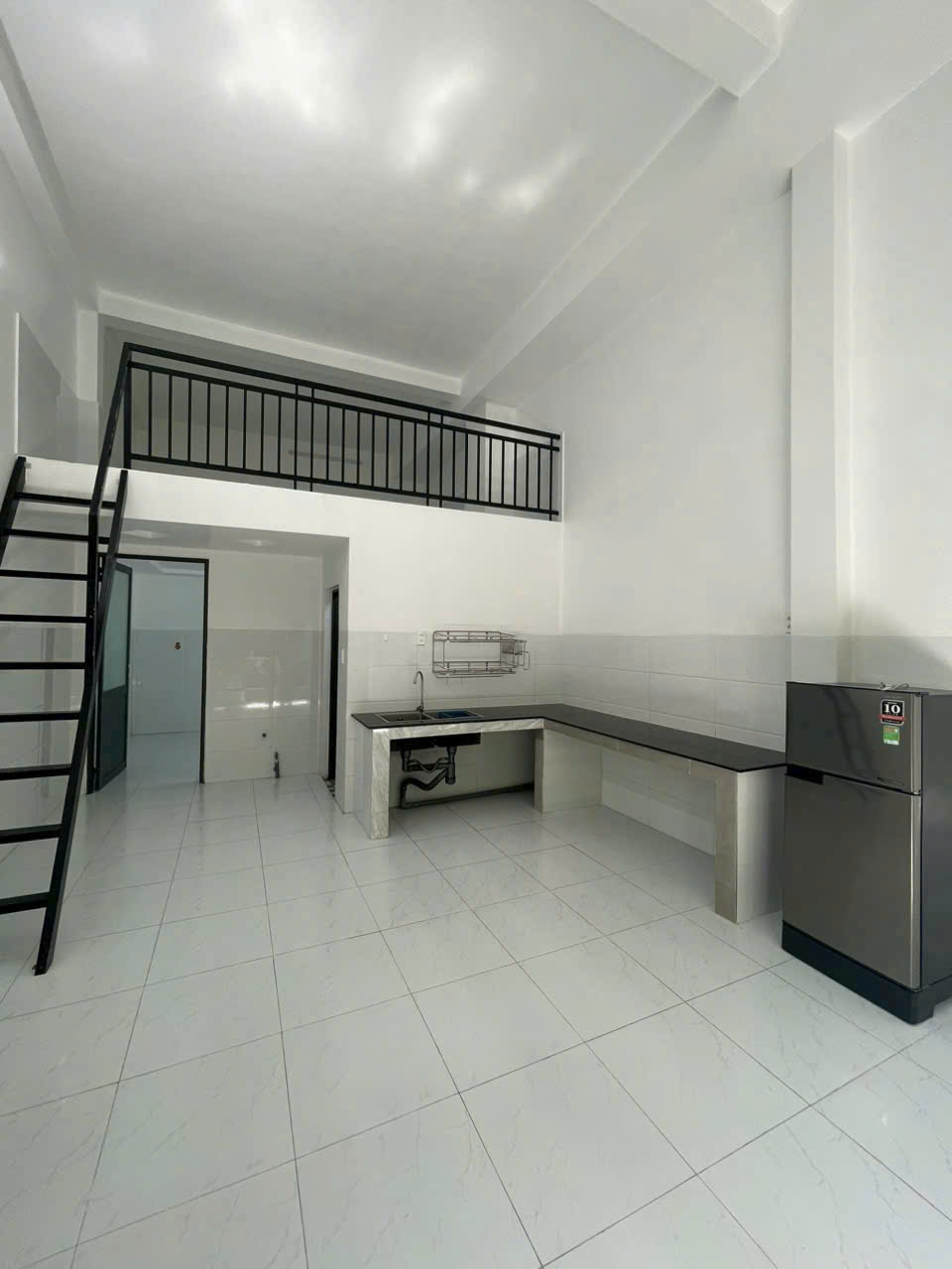 244CHO THUÊ NHÀ Trệt lửng. Hẻm Mạc Thiên Tích, Xuân Khánh, Q.Ninh Kiều GIÁ CHỈ : 4,5 triệu/ tháng