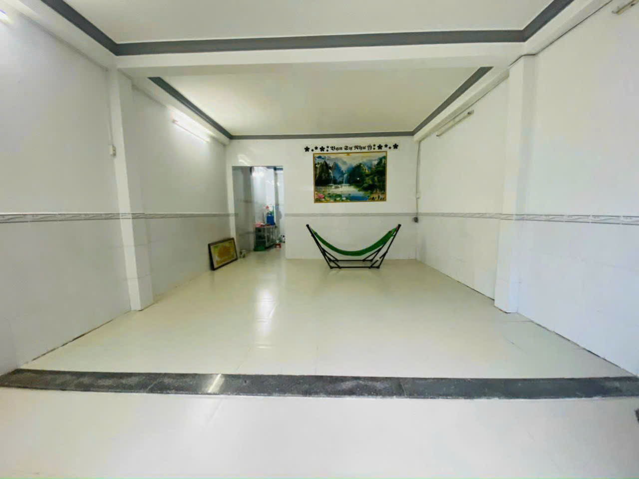 254CHO THUÊ NHÀ Trệt lầu - 3 PN . Hẻm 11 ĐKTW, An Khánh, Q.Ninh Kiều. (15/10) GIÁ CHỈ : 5 triệu/tháng