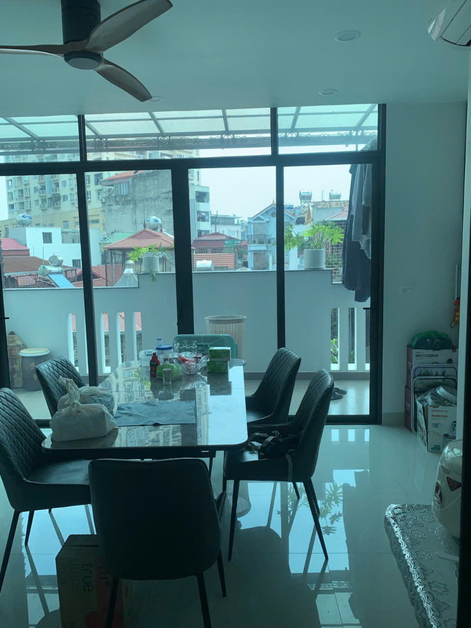 NHÀ MỚI TINH- NGÕ Ô TÔ - THANG MÁY NHẬP KHẨU- Đê La Thành 39m, 5 tầng, mặt tiền 5., giá 14.6 tỷ. Ba Đình