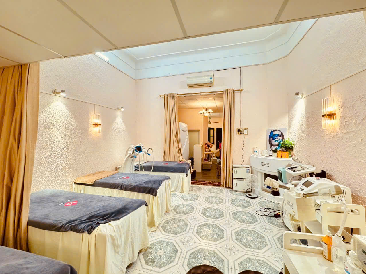 DUY NHẤT 1 CĂN MẶT PHỐ NGUYỄN QUYỀN - NGUYỄN DU - 54M TẦNG 1 - VỈA HÈ Ô TÔ TRÁNH KINH DOANH ĐỈNH - LH0975124520