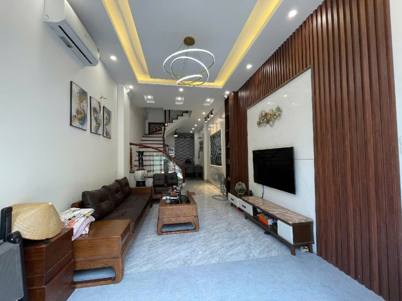 NHÀ ĐẸPMẶT NGÕ PHÚ VIÊN 48M 2 x 4 TẦNG - ÔTÔ TRÁNH CÓ VỈA HÈ - ÔTÔ DỪNG ĐỖ NGÀY ĐÊM - SỔ VUÔNG