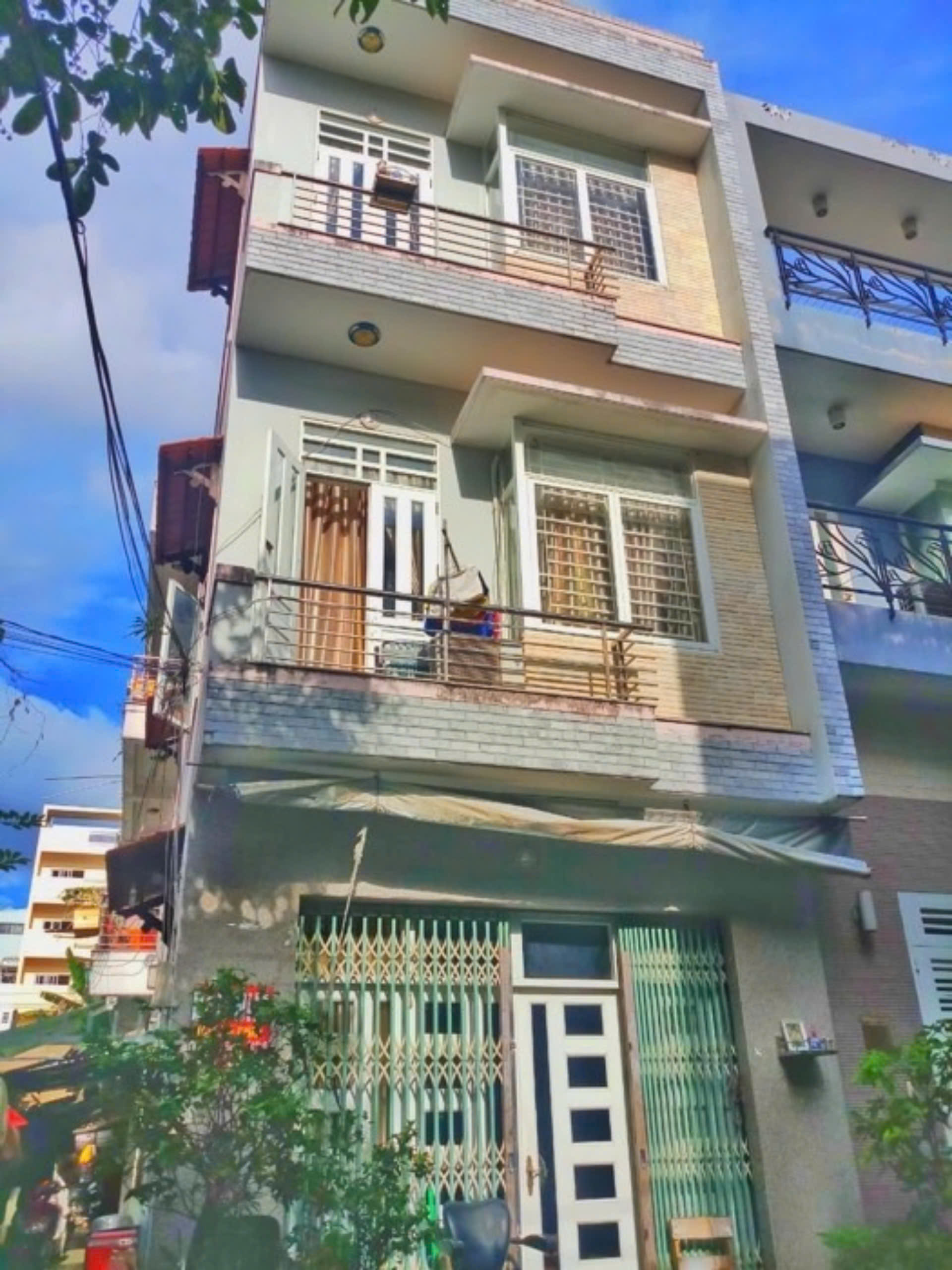 Bán nhà 3 tầng mặt kinh doanh đường số 3 - Lý Phục Man Bình Thuận, Quận 7, 151.5m2, 20.4 tỷ