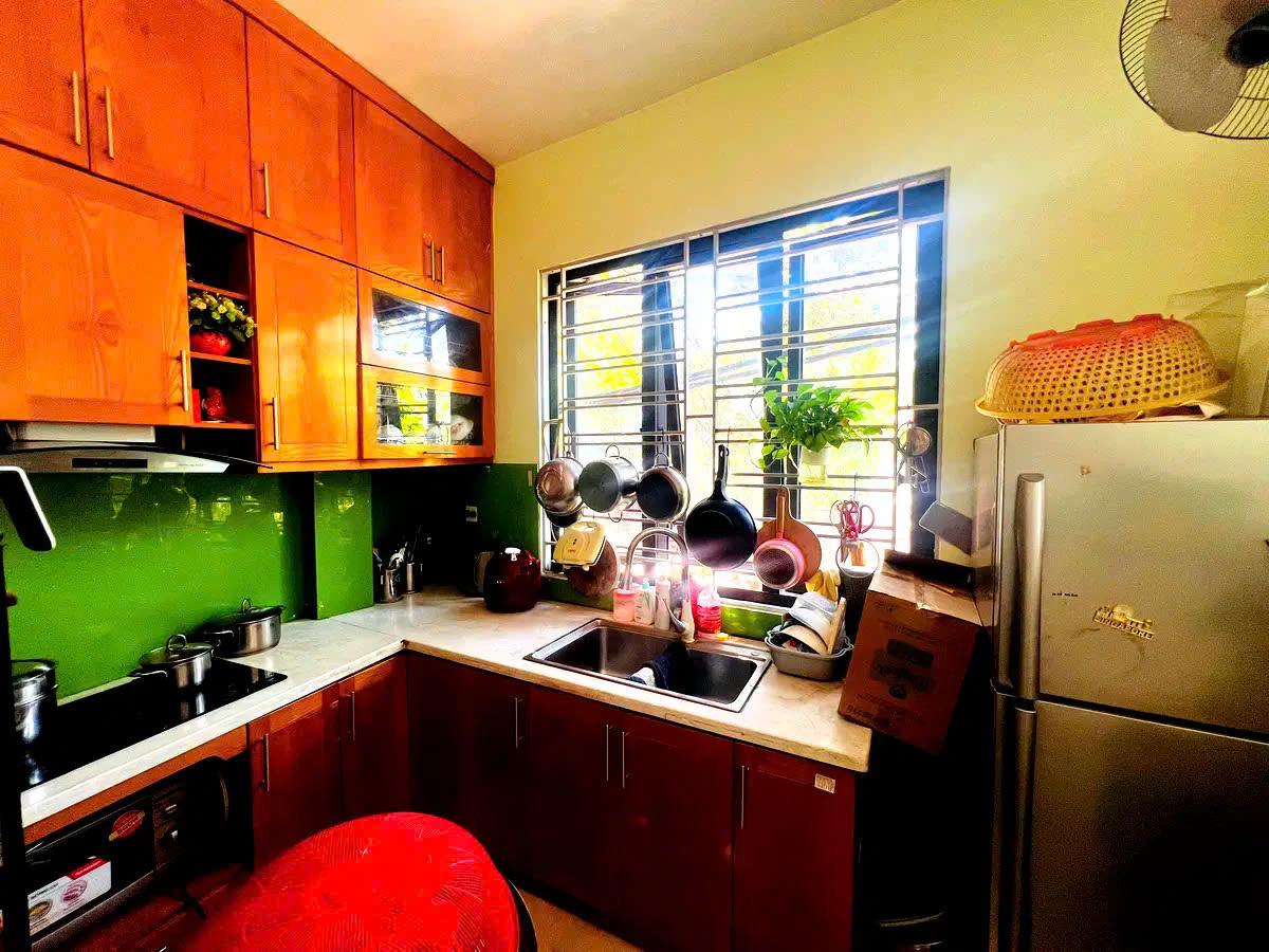 TRẦN HỮU TƯỚC, ĐỐNG ĐA. 42M2 6 TẦNG MT 4M 11 TỶ- LÔ GÓC 2 MẶT NGÕ THOÁNG- OTO VÀO NHÀ- KINH DOANH ĐỈNH.