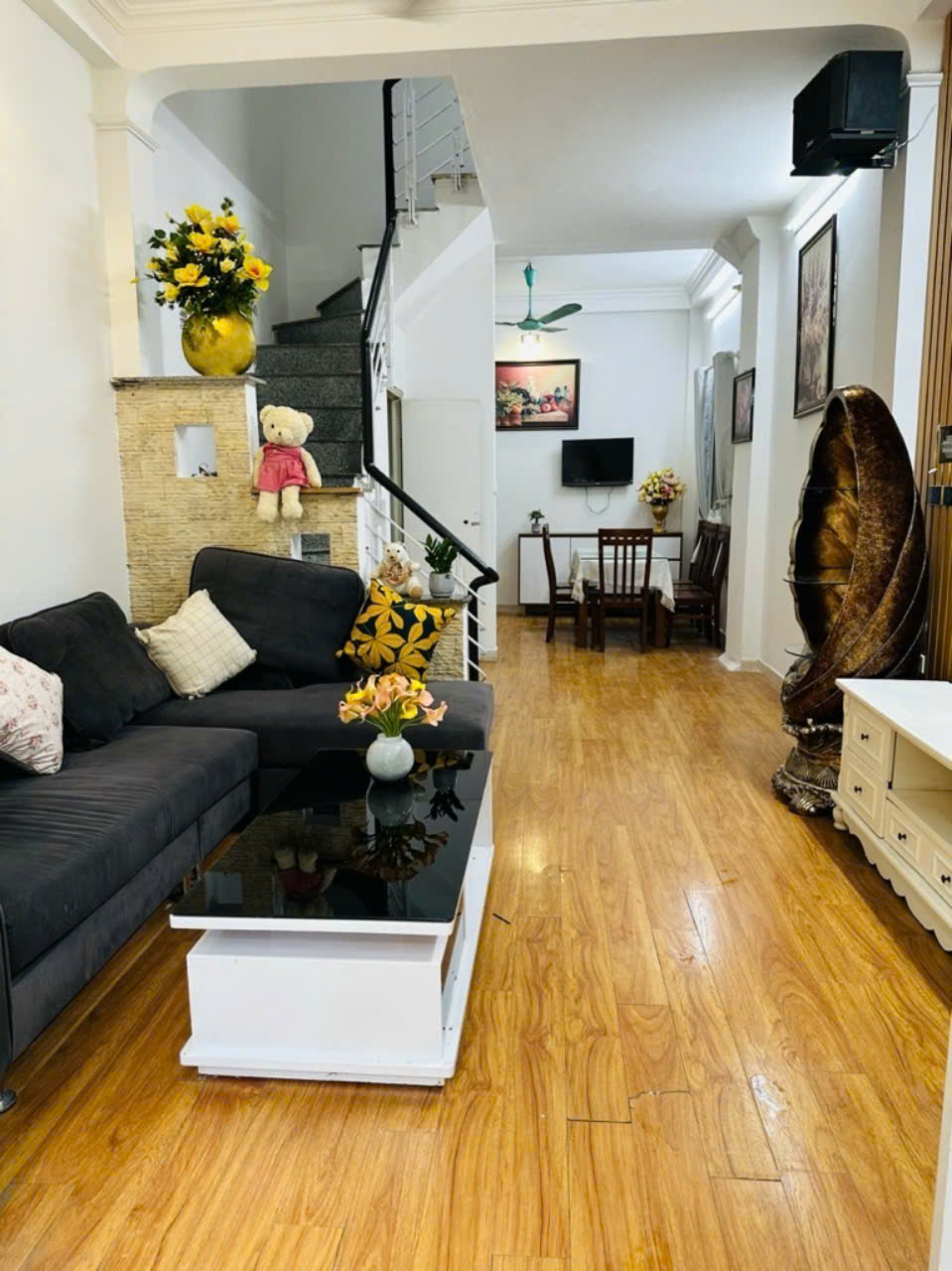 BÁN NHÀ TƯ ĐÌNH LONG BIÊN - Ô TÔ TẢI THÔNG - LÔ GÓC VỪA Ở VỪA KINH DOANH 41 M2 x3 TẦNG HƠN 6.18 TỶ