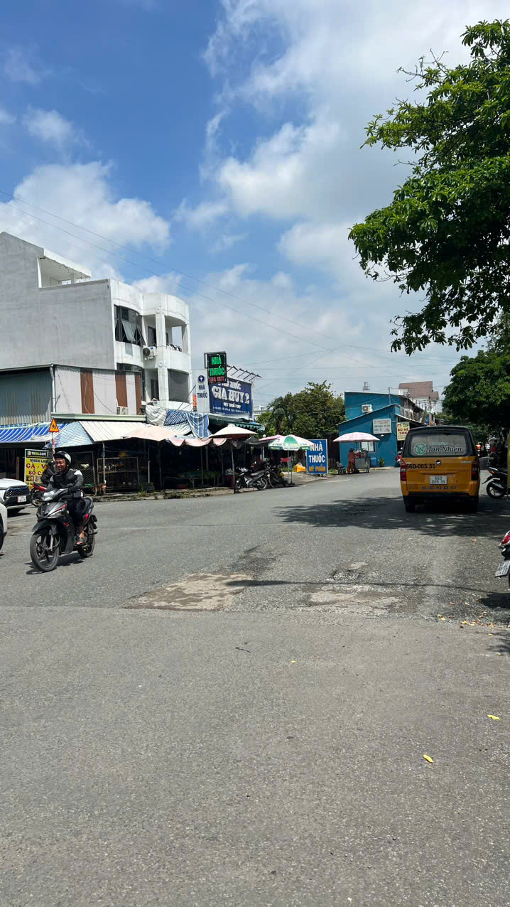 Nhà Mới Lung Linh 4 Tầng 6WC Gần G.iGaMall Hiệp Bình Chánh 10,3 TỶ