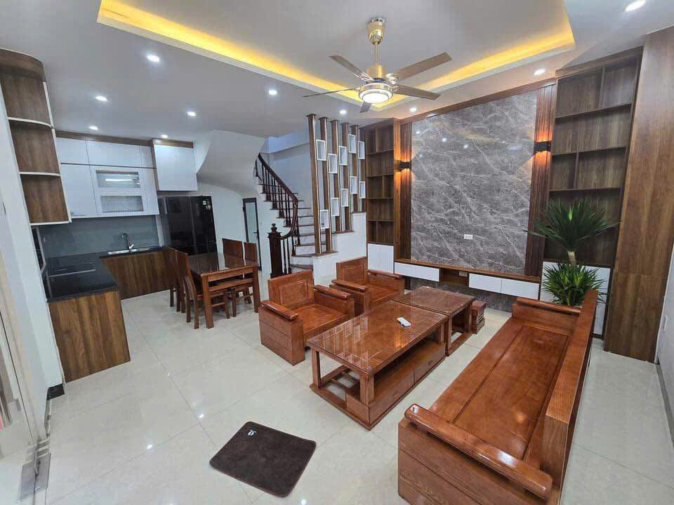 SIÊU PHẨM DÒNG TIỀN - 50 MÉT - 7 TẦNG THANG MÁY - 10PKK FULL ĐỒ - LÔ GÓC - 50M RA PHỐ - GẦN HOÀNG QUỐC VIỆT, PHẠM VĂN