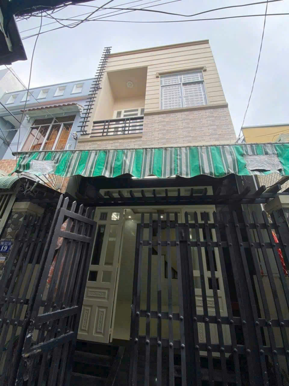 270CHO THUÊ Nhà 2 PN . Hẻm 90 Hùng Vương gần Vincom . P Thới Bình - QNK Giá Chỉ : 5 triệu/ tháng