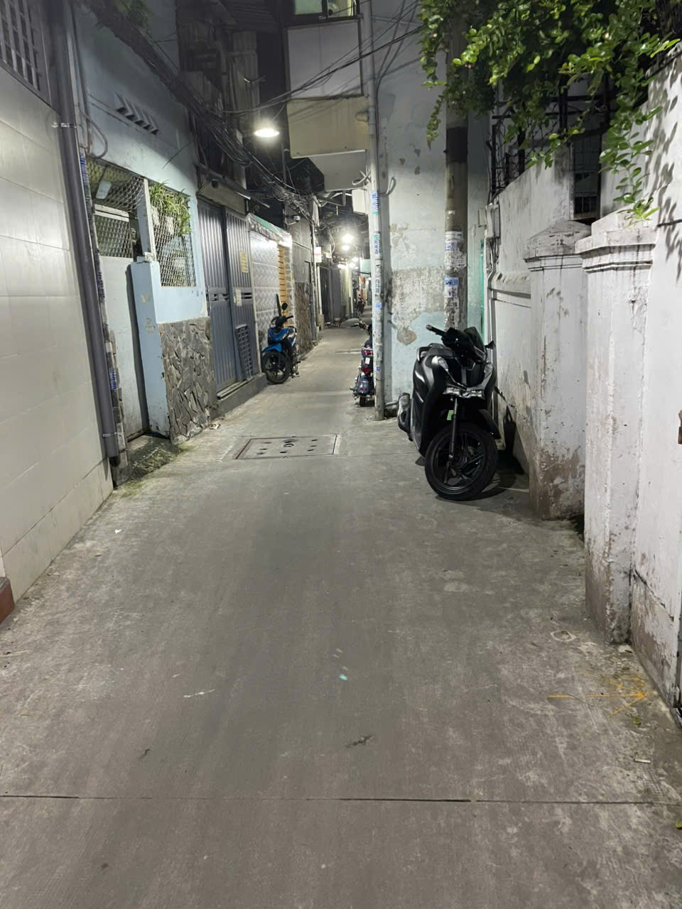 Nhà Q10 ngay tô hiến thành , hẻm xe ba gác thẳng 1 trục . 41m2 3 tầng ngang 3.7M