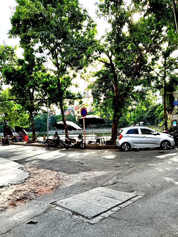 BÁN NHÀ PHƯƠNG MAI, ĐỐNG ĐA. 45M2 5 TẦNG MT 4M 16,8 TỶ- PHÂN LÔ,GẦN HỒ PHƯƠNG MAI, THANG MÁY SỊN, KINH DOANH ĐỈNH