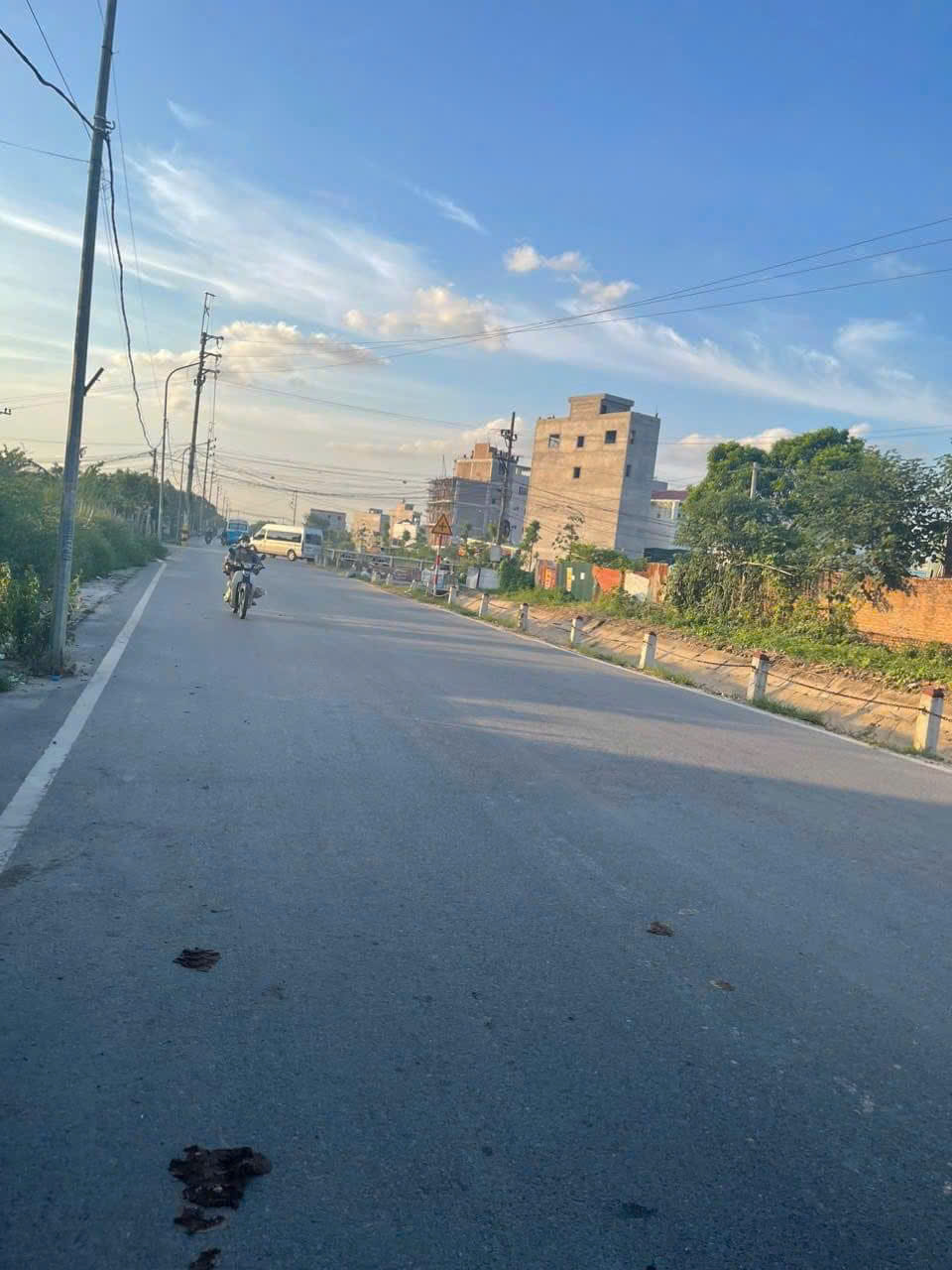 CỰC HIẾM CHÍNH CHỦ CẦN BÁN LÔ ĐẤT DỊCH VỤ PHỐ SONG PHƯƠNG 103 MT RỘNG NHỈNH 10 TỶ Ô TÔ KD