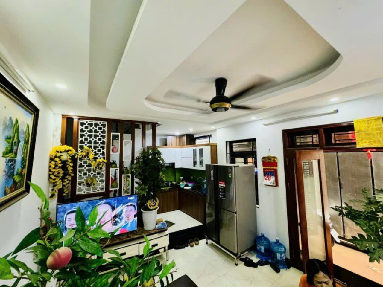 Nhà đẹp Xuân phương 38m2 4T ngõ nông , sổ nở hậu, giá chỉ 4,7 tỷ lh 0966412886