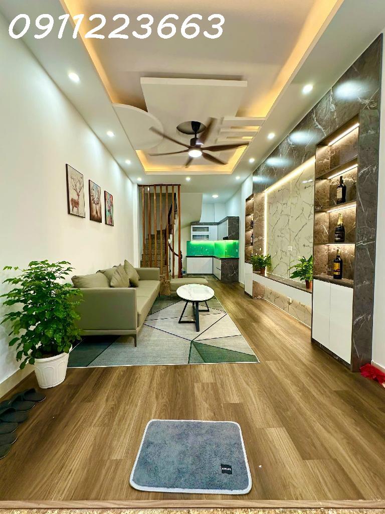 Lý do thực sự quý khách không nên bỏ lỡ căn nhà 5 tầng tại ngõ 624 phố Minh Khai!